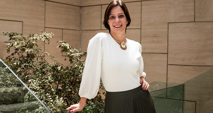 Laura Mattar
