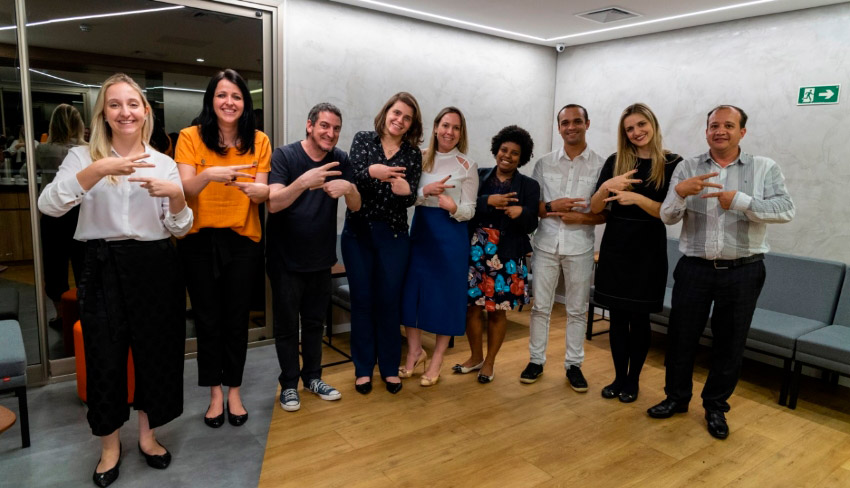 Primeira turma do curso de Libras oferecido pelo EmFrente em São Paulo em 2019