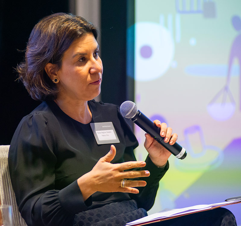 Sócia Flavia Regina Oliveira, envolvida há mais de 20 anos na atuação pro bono do Mattos Filho